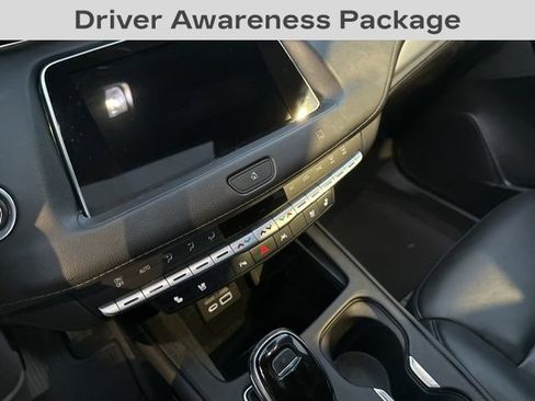 Used 2020 Cadillac XT4 Premium Luxury image 8