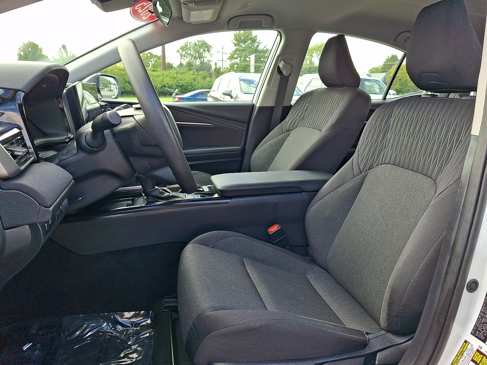 Certified 2025 Toyota Camry LE FWD image 13