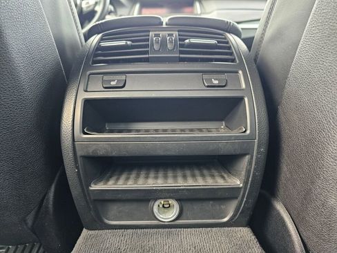 Used 2015 BMW 550i xDrive Sedan image 19