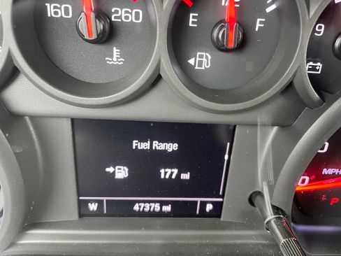 Used 2022 Chevrolet Silverado 1500 Custom RWD image 7