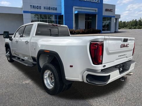 Used 2022 GMC Sierra 3500 Denali w/ Denali Ultimate Package image 5
