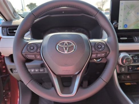 Used 2025 Toyota RAV4 Limited image 23