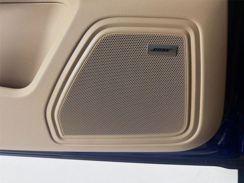 New 2026 Porsche Macan image 9