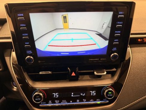 Used 2019 Toyota Corolla XSE image 41