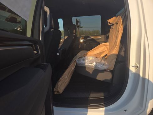 New 2026 Chevrolet Silverado 3500 LT w/ Convenience Package AWD/4WD image 7