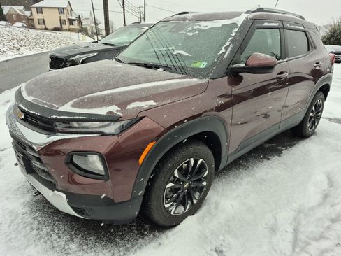 Used 2023 Chevrolet TrailBlazer LT w/ Convenience Package image 3