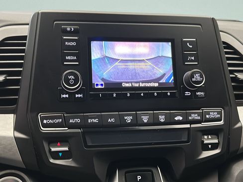 Used 2021 Honda Odyssey LX image 25