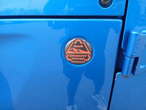 Used 2021 Jeep Gladiator Mojave image 11