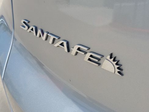 Used 2023 Hyundai Santa Fe SEL FWD image 8
