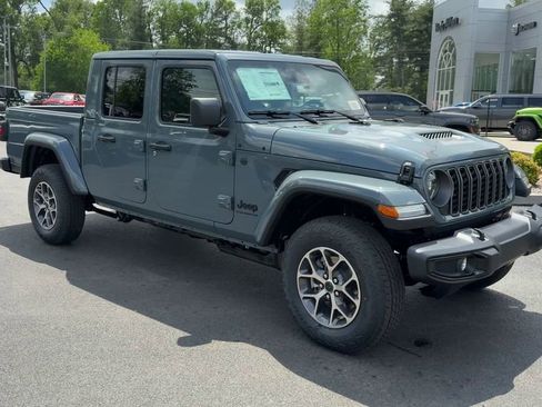 New 2026 Jeep Gladiator Sport AWD/4WD image 9