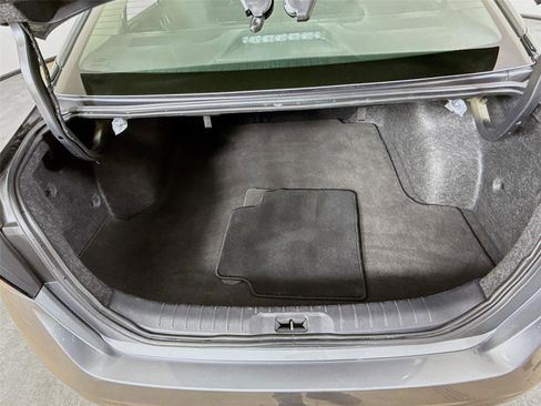 Used 2025 Nissan Altima 2.5 SV image 24