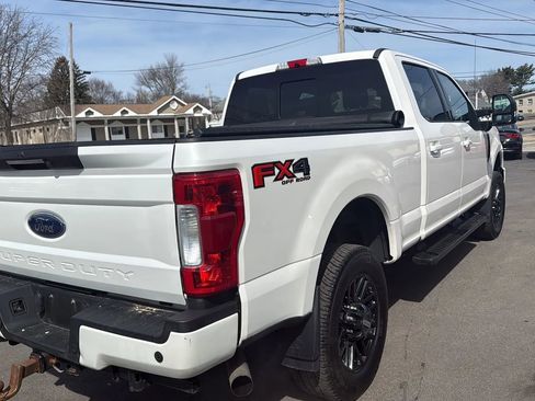 Used 2019 Ford F250 Lariat w/ Lariat Ultimate Package AWD/4WD image 9