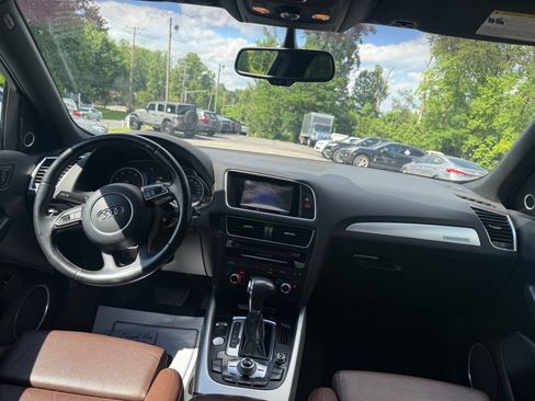 Used 2017 Audi Q5 2.0T Premium Plus w/ Technology Package AWD/4WD image 14
