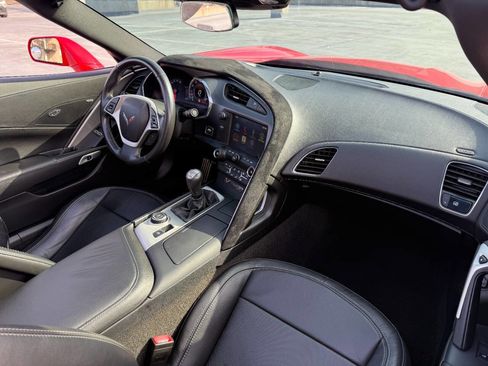 Used 2014 Chevrolet Corvette Stingray Coupe image 27