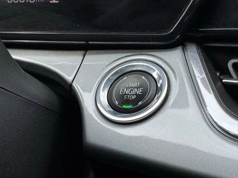 Used 2024 Chevrolet Trax LT w/ Driver Confidence Package image 21