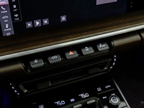 Used 2021 Porsche 911 Turbo S image 72