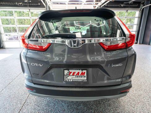 Used 2018 Honda CR-V LX image 3