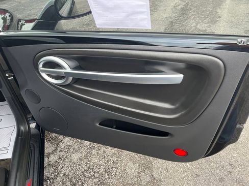 Used 2003 Chevrolet SSR w/ Preferred Equipment Group image 21