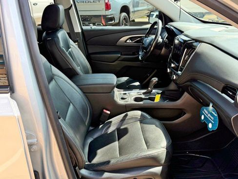 Certified 2019 Chevrolet Traverse Premier w/ Redline Edition FWD image 22