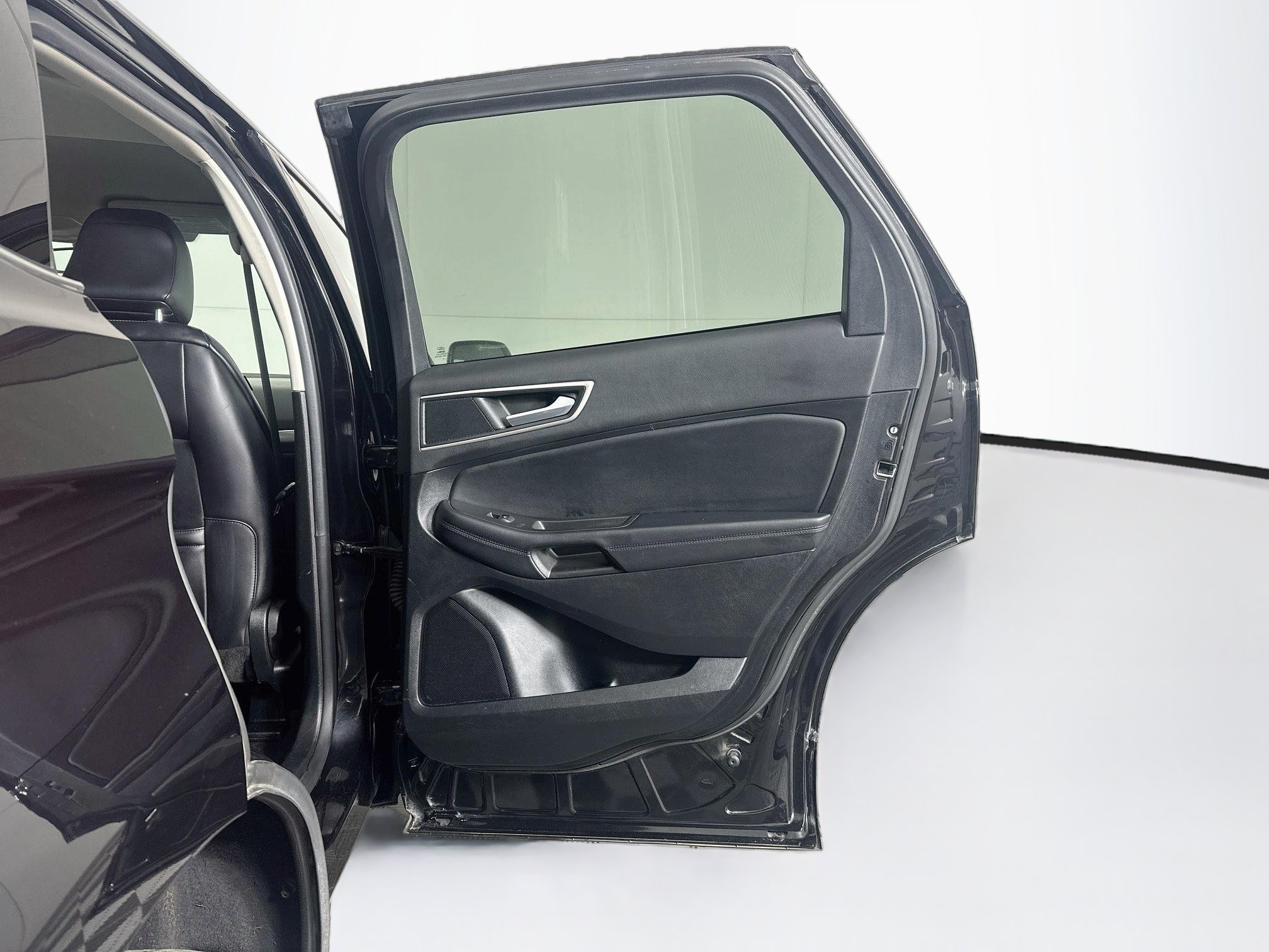 Used 2022 Ford Edge SEL AWD/4WD image 30