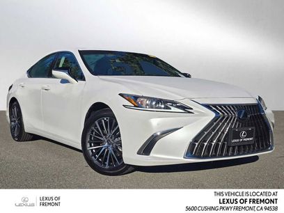 Certified 2025 Lexus ES 300h w/ Premium Package