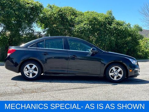 Used 2016 Chevrolet Cruze LT w/ Sun And Sound Package FWD image 8