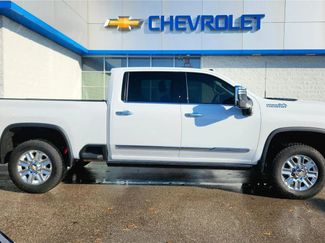 Used 2024 Chevrolet Silverado 2500 High Country w/ High Country Premium Package video 1