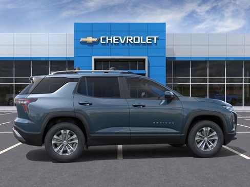 New 2026 Chevrolet Equinox LT AWD/4WD image 10