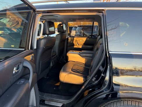 Used 2023 Nissan Armada Platinum w/ Captain's Chairs Package image 15