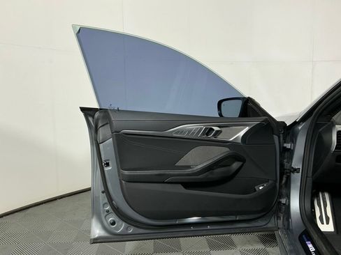 Used 2025 BMW M8 Competition AWD/4WD image 19