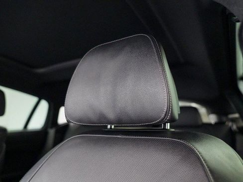 Used 2022 BMW X6 M50i image 32