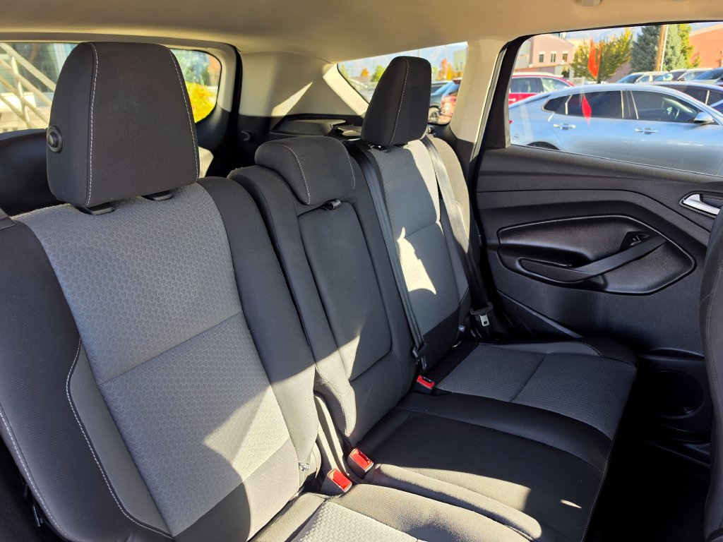 Used 2017 Ford Escape SE w/ Equipment Group 201A AWD/4WD image 13