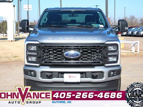 Used 2023 Ford F250 XL w/ STX Appearance Package image 2