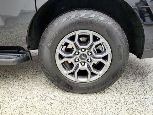 Used 2025 Ford Expedition Max Active image 9