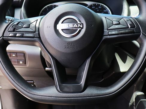 Used 2024 Nissan Kicks S FWD image 54