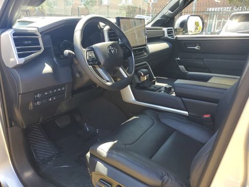 Used 2025 Toyota Tundra Platinum AWD/4WD image 19