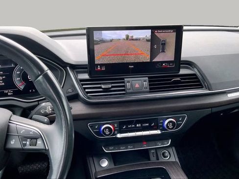 Used 2021 Audi Q5 Prestige AWD/4WD image 6