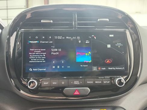 Used 2025 Kia Soul GT-Line w/ GT-Line Technology Package FWD image 30