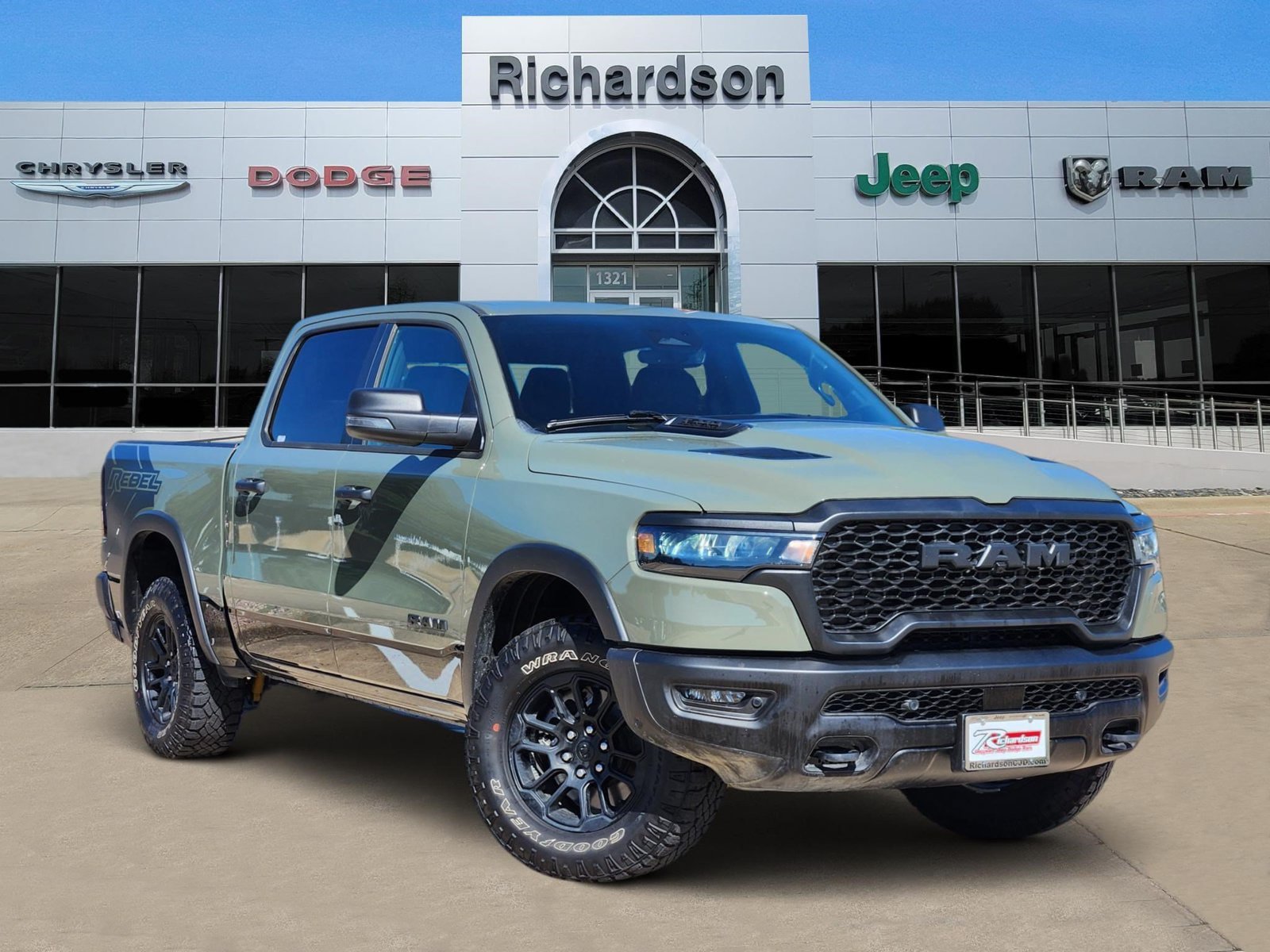 Used 2026 RAM 1500 Rebel w/ Rebel Level 1 Equipment Group AWD/4WD image 1