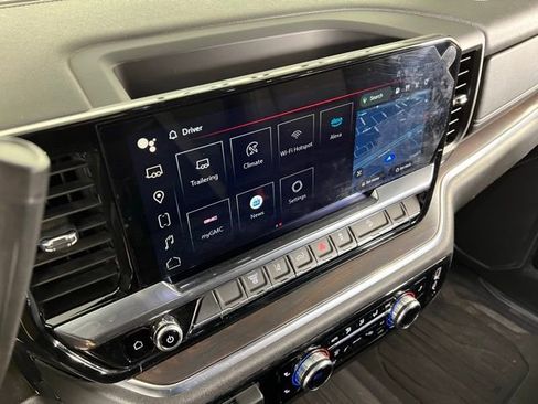 Used 2024 GMC Sierra 3500 SLT image 14