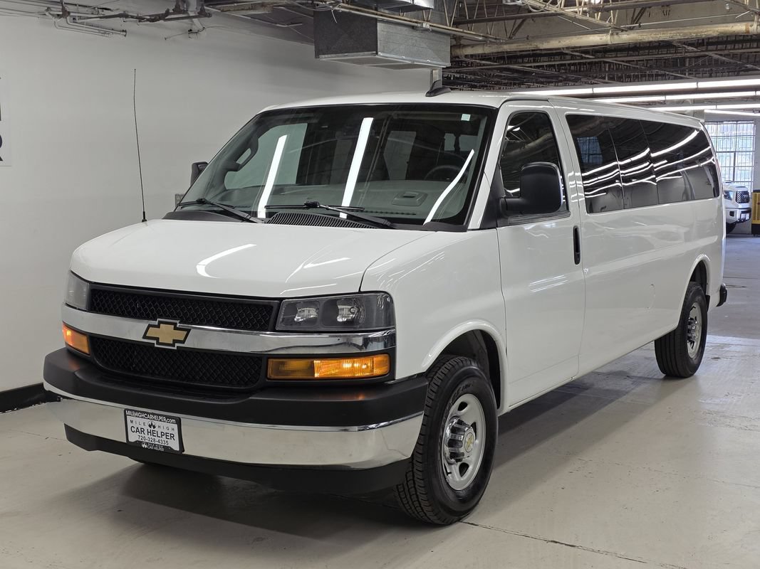 Used 2024 Chevrolet Express 3500 LT w/ LT Preferred Equipment Group RWD image 14
