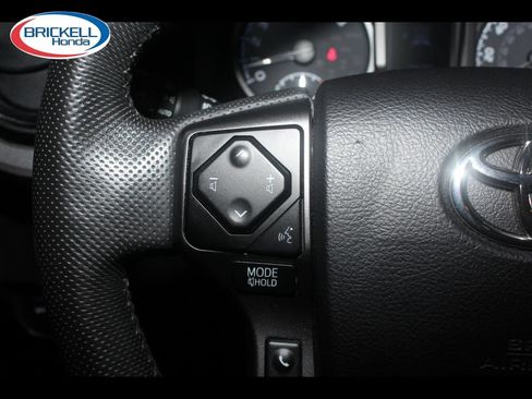 Used 2022 Toyota Tacoma TRD Off-Road AWD/4WD image 35