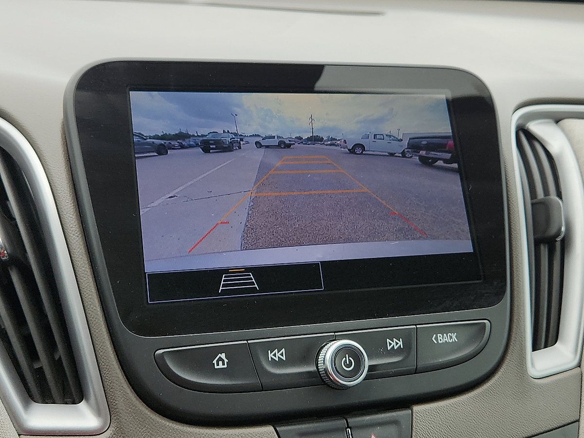 Used 2025 Chevrolet Malibu LT FWD image 10