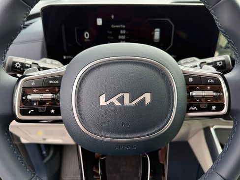 New 2026 Kia Carnival SX w/ SX Dark Edition Package FWD image 24