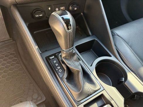 Used 2021 Hyundai Tucson Ultimate w/ Cargo Package image 18