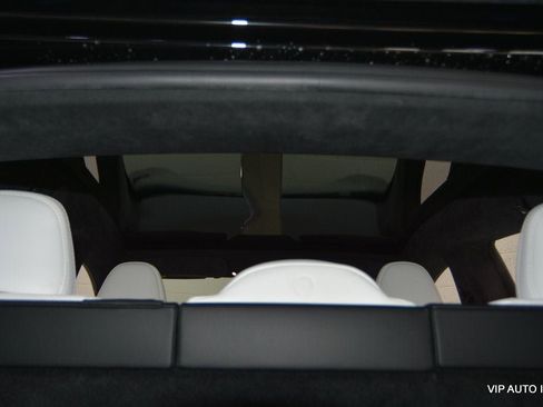 Used 2021 Tesla Model S Plaid AWD/4WD image 32