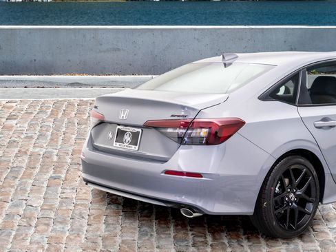 New 2025 Honda Civic Sport image 9