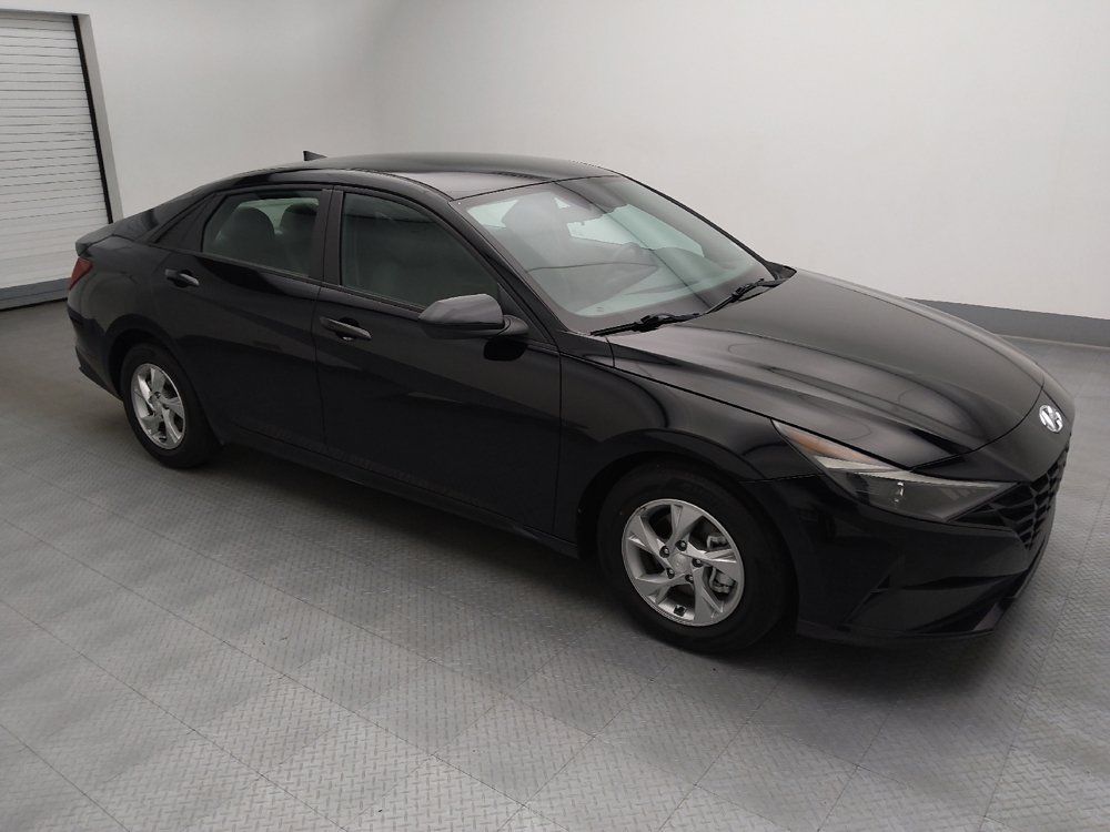 Used 2023 Hyundai Elantra SE FWD image 11
