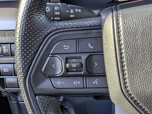 Certified 2025 Toyota Tacoma SR5 image 23