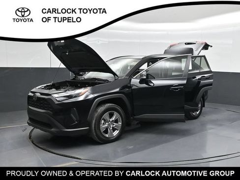 Used 2025 Toyota RAV4 XLE w/ Convenience Package FWD image 55